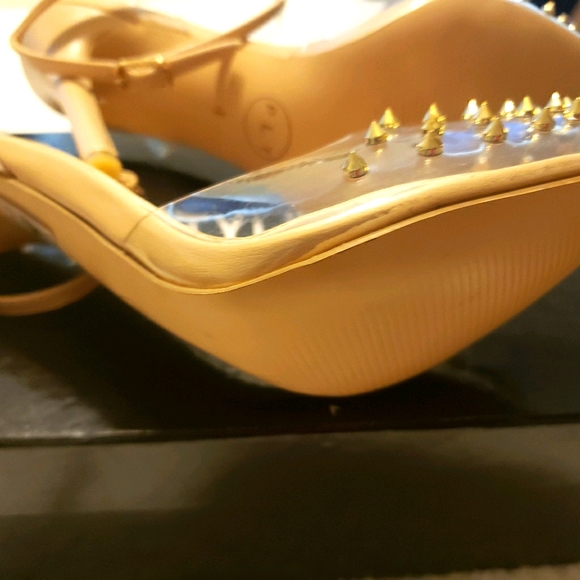 Never Worn Clear Nude Gold Studded - Picture 4 of 5